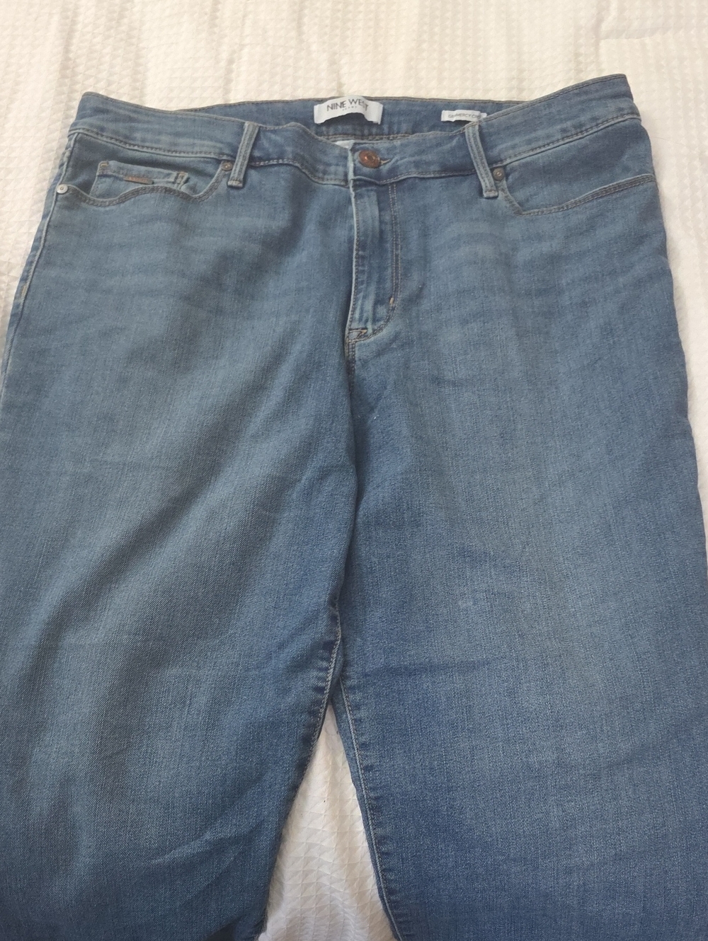 Nine West Women's Crop Fit Blue Jeans